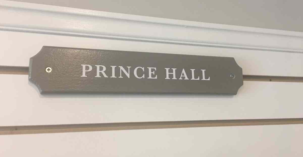 A new kind of meal hall