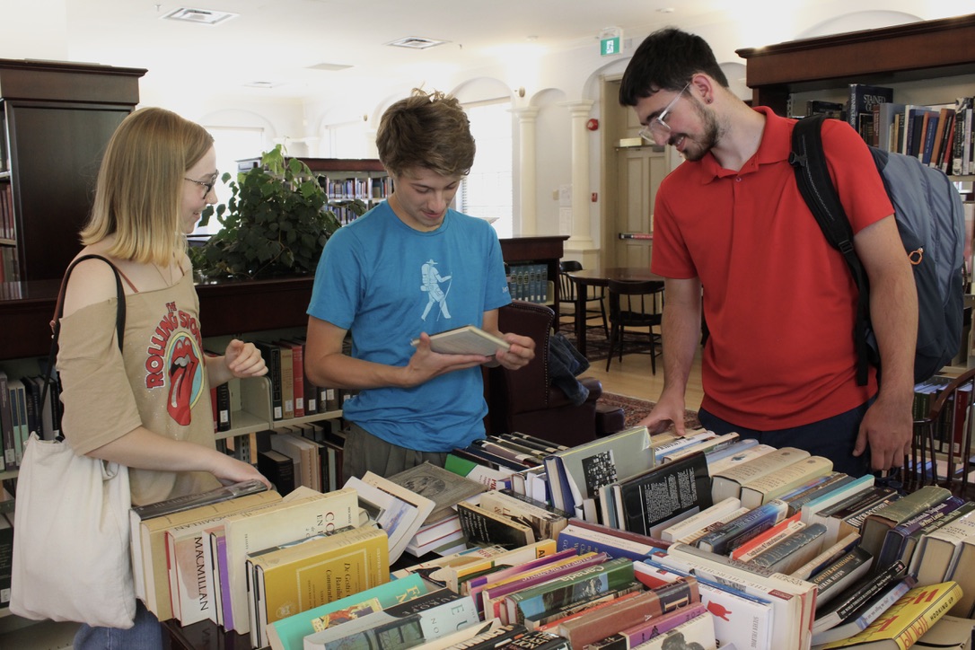 Library hosts fundraiser for King’s Food Security Initiative